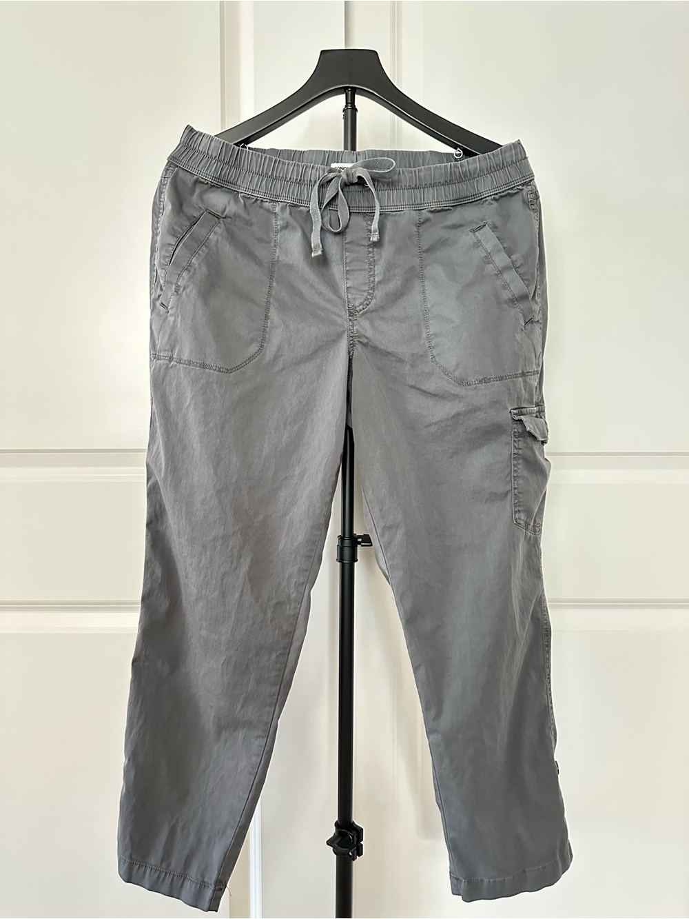 Women’s Sonoma Gray Cargo Pants ~Size 12